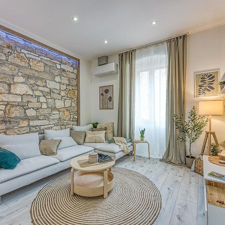 Eva - Storia Parentina Poreč Exterior foto